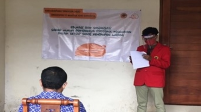 Mahasiswa KKN UNTAG Surabaya