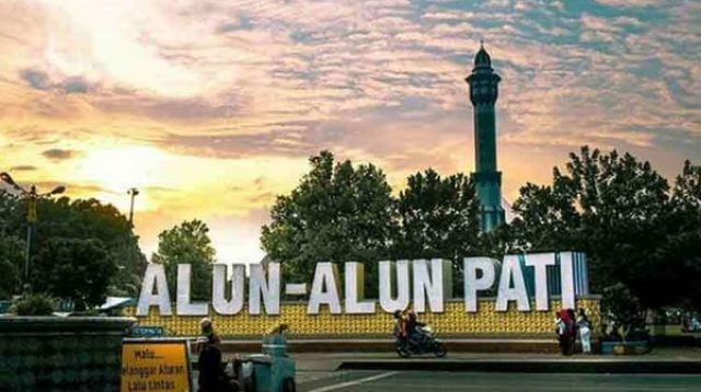 Alun-Alun Kota Pati