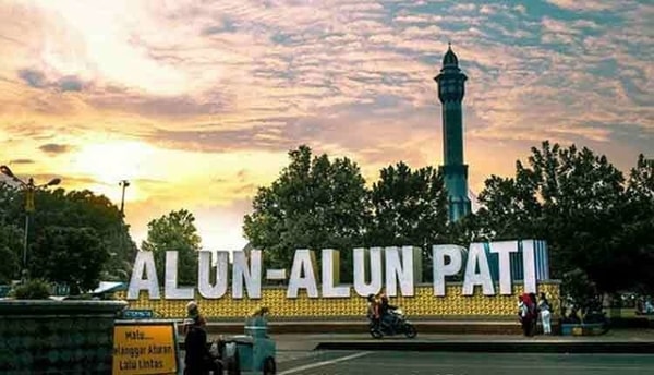 Alun-Alun Kota Pati