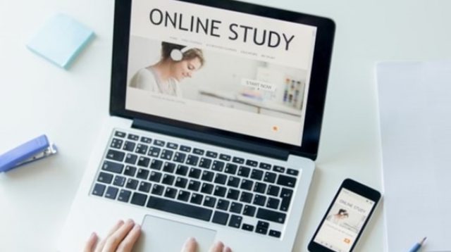 Kuliah Daring Mahasiswa Kritis