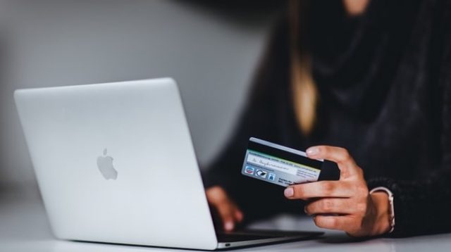Melonjaknya Pembelian Online