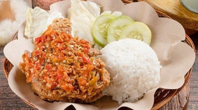Ekonomi UMKM Ayam Geprek
