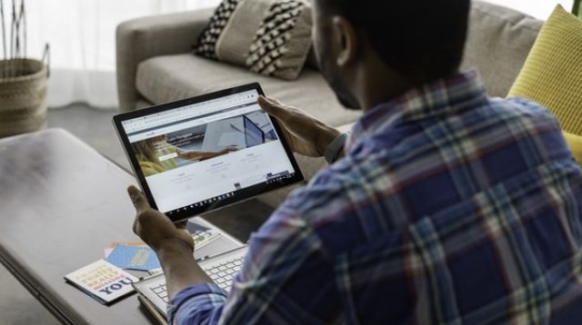 Positif dan negatif e-commerce