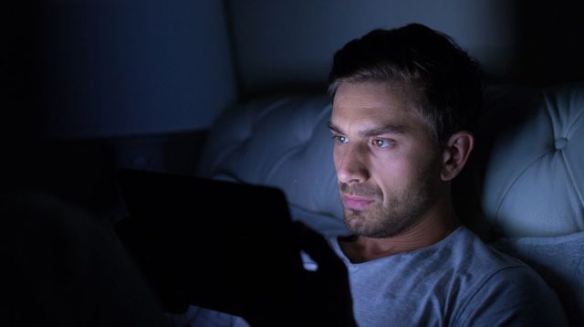 Dampak Buruk Menonton Pornografi