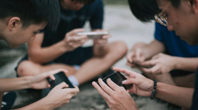 Kecanduan Game Online Pelajar