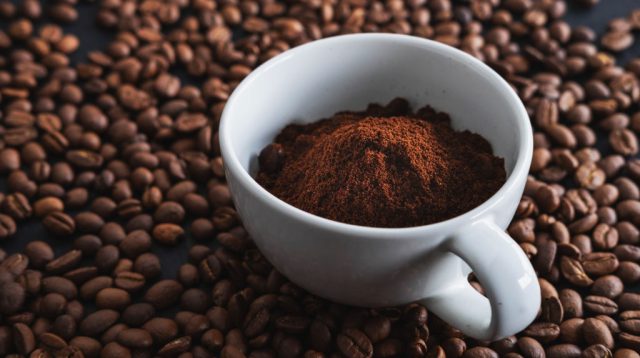 Kopi Teman Mahasiswa Begadang