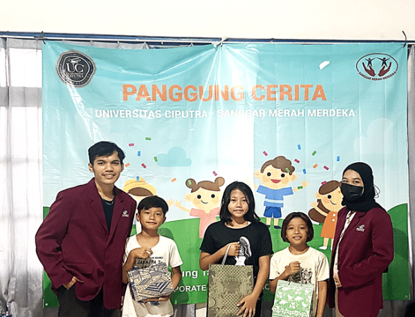 FIKOM Universitas Ciputra Surabaya