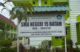 Sekolah SMAN 15