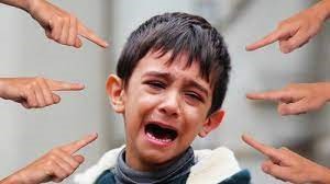 Anak yang menangis karena dibully