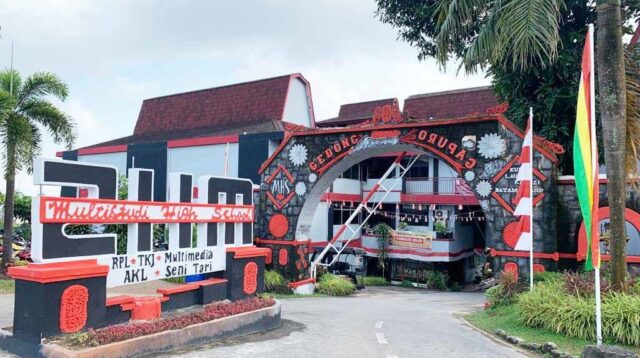 SMK Multistudi High School di Kota Batam