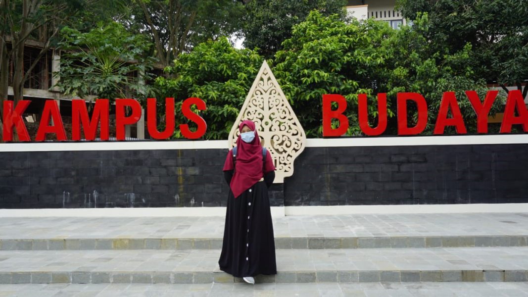 Rinanda Wahyu Setiyaningsih (Mahasiswa Universitas Diponegoro