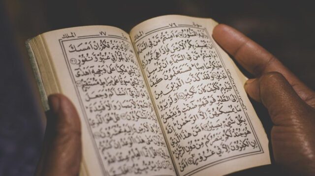 menuntut ilmu syar'i
