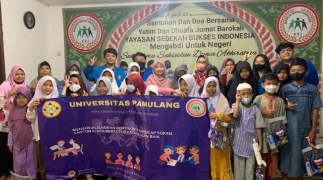 Pengabdian Kepada Masyarakat (PKM) Mahasiswa Universitas Pamulang di Yayasan Sedekah Sukses Indonesia