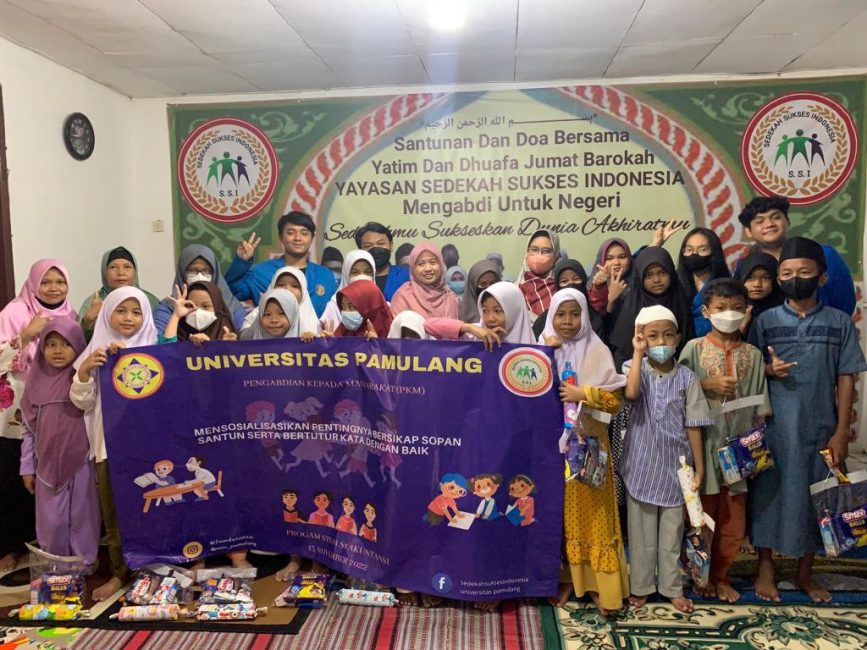 Pengabdian Kepada Masyarakat (PKM) Mahasiswa Universitas Pamulang di Yayasan Sedekah Sukses Indonesia