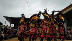 Tari Topeng Ireng