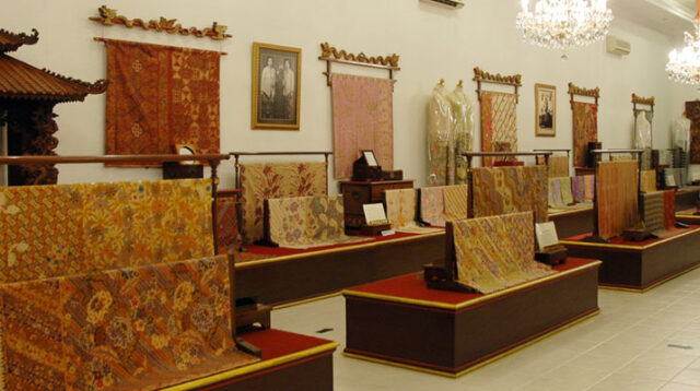 batik danar hadi