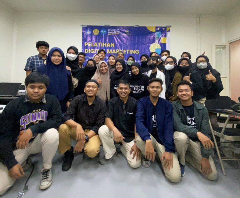 Perkuat Skill Digital Marketing dalam Matching Fund antara UPN Veteran Jawa Timur dengan CV. Raissa Beauty