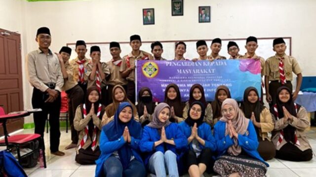 kegiatan PKM (Pengabdian Kepada Masyarakat).