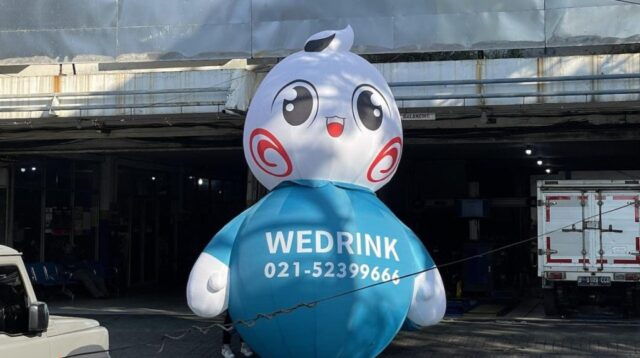 Pemilik Boneka Cha-Cha Besar