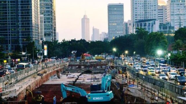 Efisiensi Pengeluaran Sektor Publik