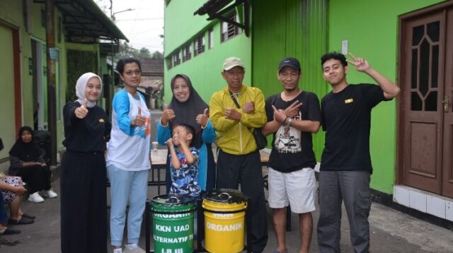 KKN UAD