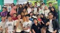 Mahasiswa Universitas Presiden Salurkan Bantuan Dana untuk Anak-anak Panti dan SLB Yayasan Amal Mulia Indonesia