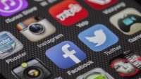 Efek Pengaruh Media Sosial terhadap Remaja