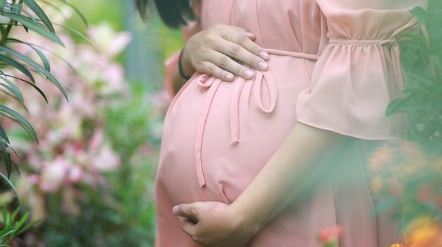 Pengaruh Hypnobirthing terhadap Tingkat Nyeri dan Kemajuan Persalinan pada Ibu Bersalin
