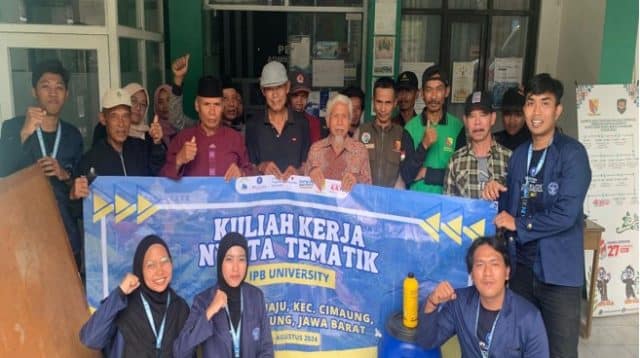 Kegiatan Mahasiswa IPB dalam Pengolahan Limbah Pertanian