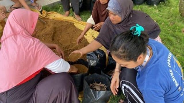 Kelompok Wanita Tani untuk Mengolah Sampah Organik