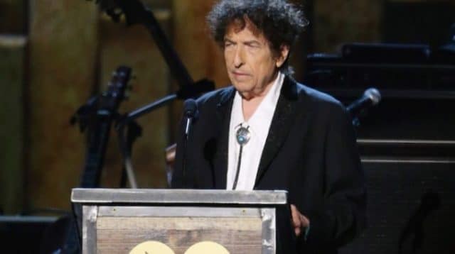 Opini Pengaruh Bob Dylan