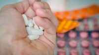 Risiko minum obat sembarangan