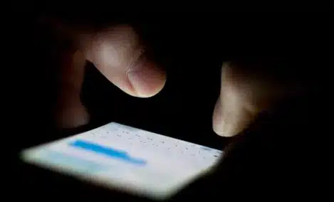 Buzzer dalam Propaganda Politik