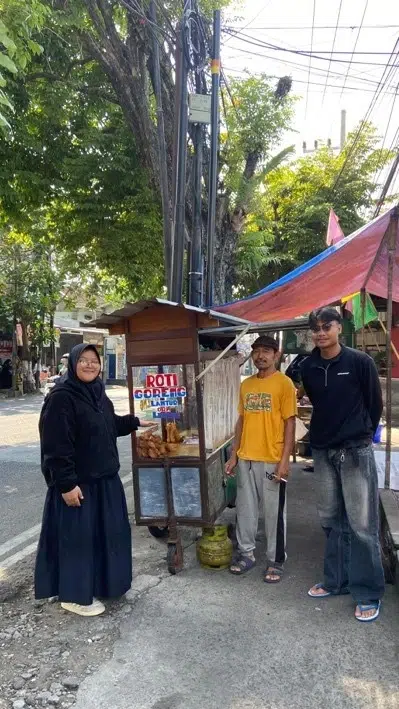 Bisnis Makanan Ringan Tradisional