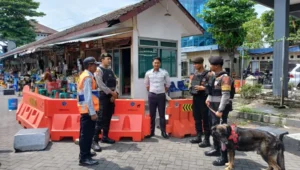 dalam Kolaborasi dan Sinergi Tim Kerja