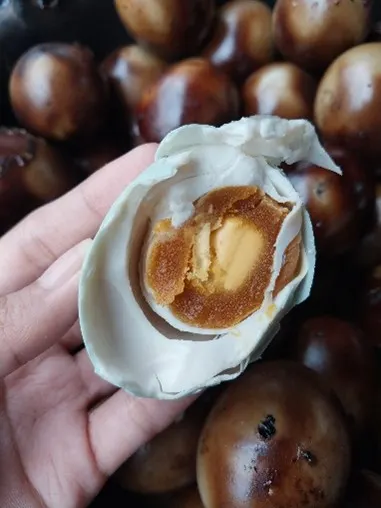 Telur Asin Khas Brebes