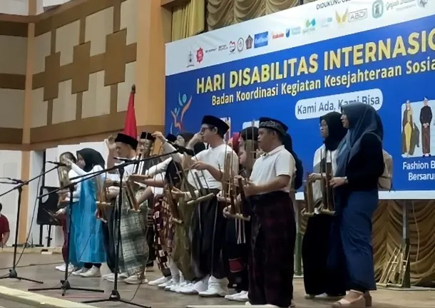 Teman-teman Down Syndrome di POTADS Surabaya