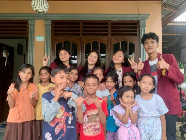 Mahasiswa UNIKA