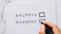 Burnout Lingkungan Kompetitif