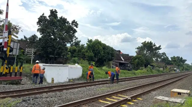 Rel Kereta