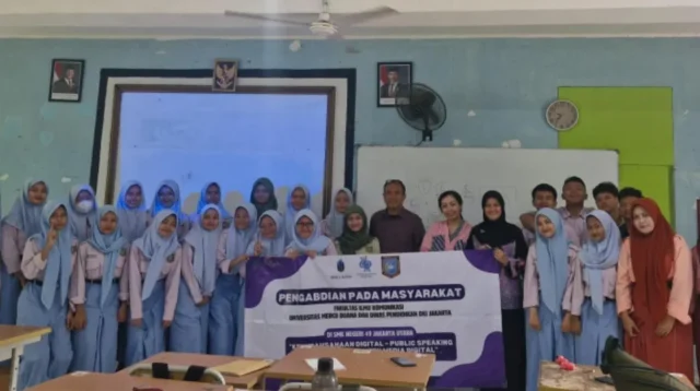 FIKOM UMB Gelar PKM "Kewirausahaan Digital": Bekali Siswa-Siswi SMKN 49 Jakarta dengan Jurus Affiliate Marketing dan Personal Branding Efektif