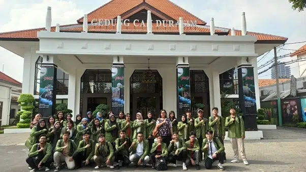 Edukasi Budaya dan Investasi