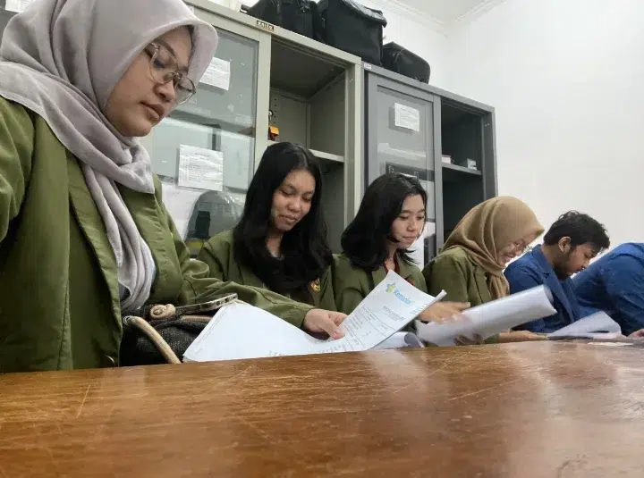 Peningkatan Kapabilitas Mahasiswa melalui Program Magang di Laboratorium PRUK BPAFK Surabaya