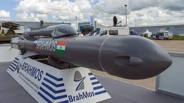 Rudal Supersonik BrahMos