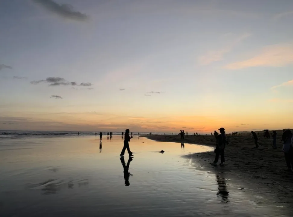 Destinasi Unik yang Wajib Dikunjungi: Pesona Pantai Parangtritis