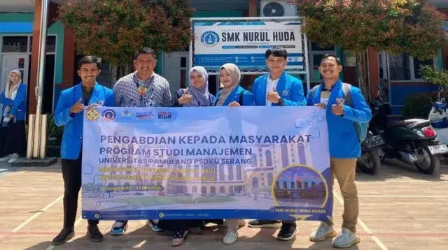 Mempersiapkan Generasi Mendatang di Sekolah Menengah Kejuruan: Universitas Pamulang Menanamkan Employability Skill di Sekolah Menengah Kejuruan Nurul Huda Baros