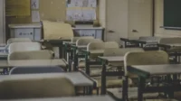 Demi Sekolah, Mereka Menempuh Jarak Sejauh Ribuan Kilometer