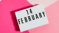 Dua Wajah 14 Februari: Antara Romansa dan Revolusi