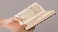 Memahami QS. Al-Hujurat Ayat 11-12: Larangan Mencela, Bergunjing, dan Berprasangka Buruk