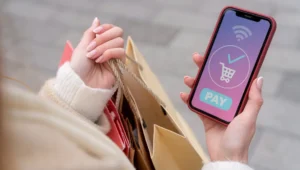 Pengaruh Online Customer Review terhadap Keputusan Pembelian Impulsif pada Pengguna Shopee dan TikTok